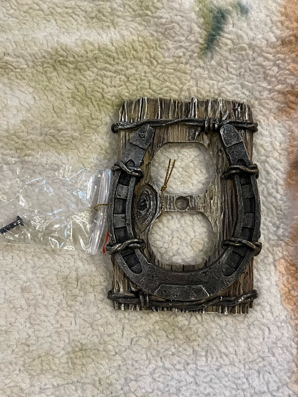 Western Outlet Wall Plate